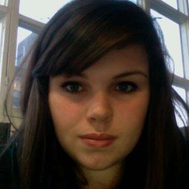 Victoria Robinson Photo 26