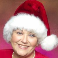 Suzanne Campbell Photo 18