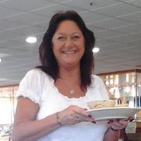 Shelley Roberts Photo 29