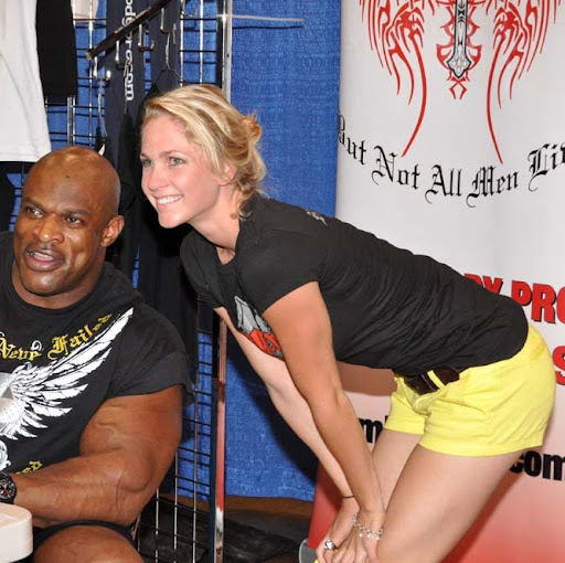 Stephanie Francis Photo 24