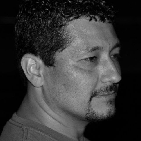 Robert Massey Photo 17