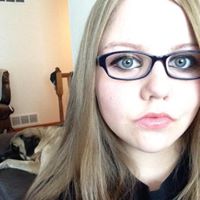 Hailey Warren Photo 25
