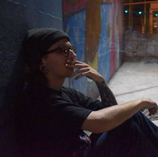 Steven Simmons Photo 44