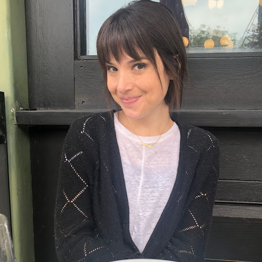 Rachel Walker Photo 18