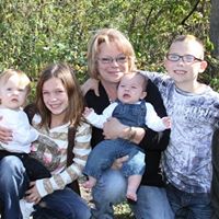 Bridgette Hall Photo 28