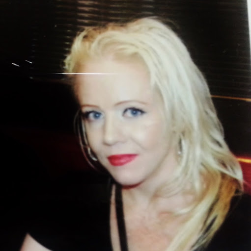 Renee Gonzalez Photo 27