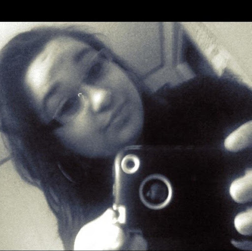 Cynthia Hernandez Photo 14