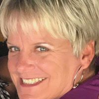 Laurie Elliott Photo 8