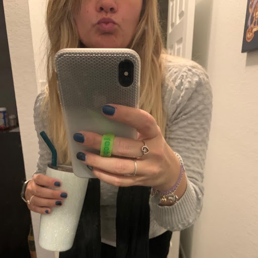 Kate Mueller Photo 18