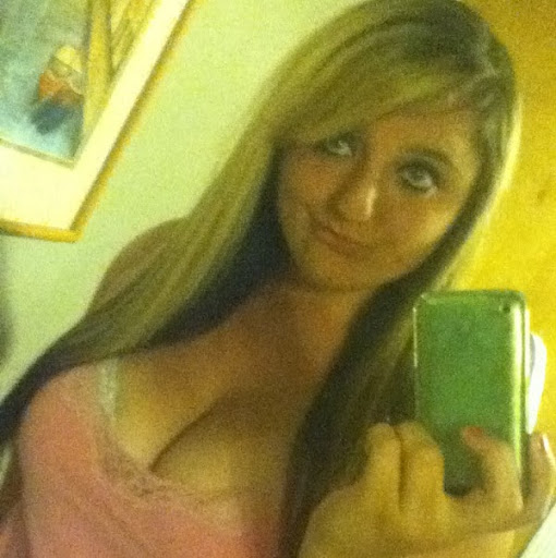 Elizabeth Whiteman Photo 5