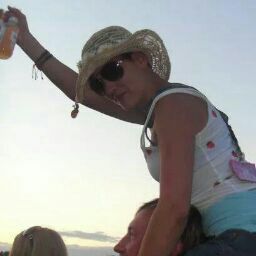 Tracey Mills Photo 8