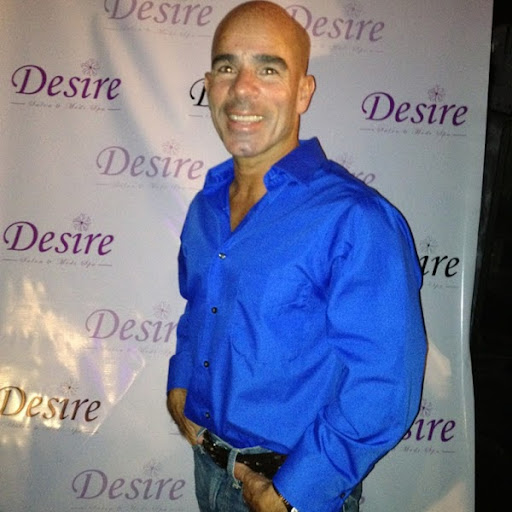 Edward Mendez Photo 14