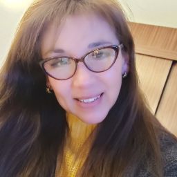 Melanie Sanchez Photo 15