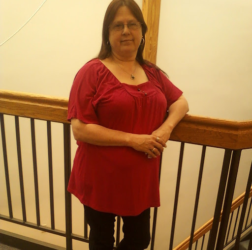 Michele Peterson Photo 17