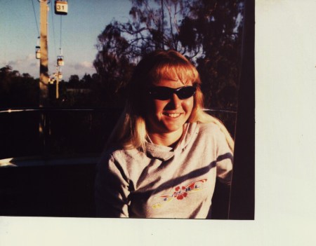 Elizabeth Meyer Photo 38