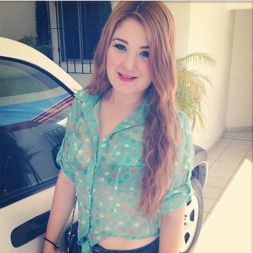 Anna Dillon Photo 31