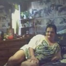 Donna Lyons Photo 25