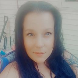 Jennifer Winters Photo 9