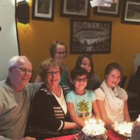 Sandra Earl Photo 26