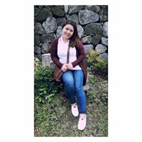 April Flores Photo 17