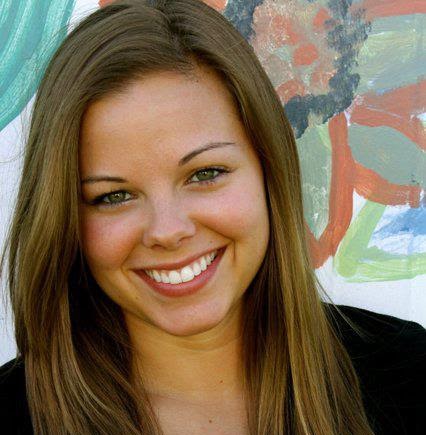 Kellie Cochran Photo 26