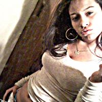 Renae Matthews Photo 24