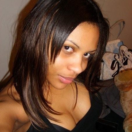 Clara Nelson Photo 32