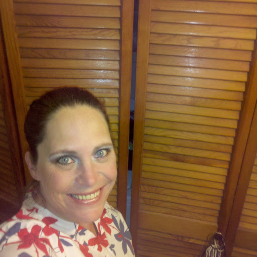 Debra Cain Photo 14