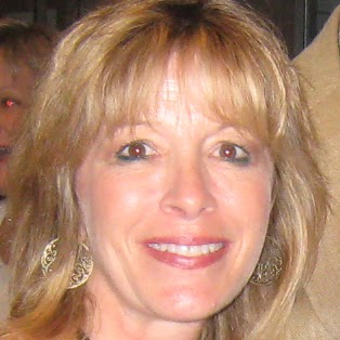 Debbie Kent Photo 30