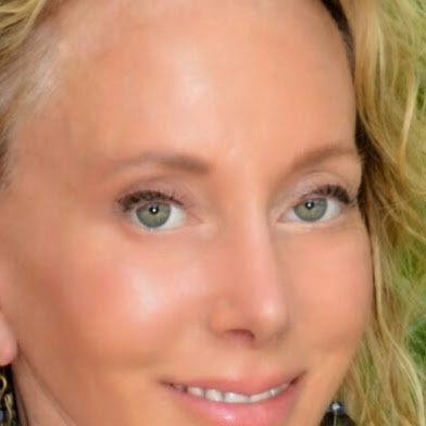 Donna Schmidt Photo 16