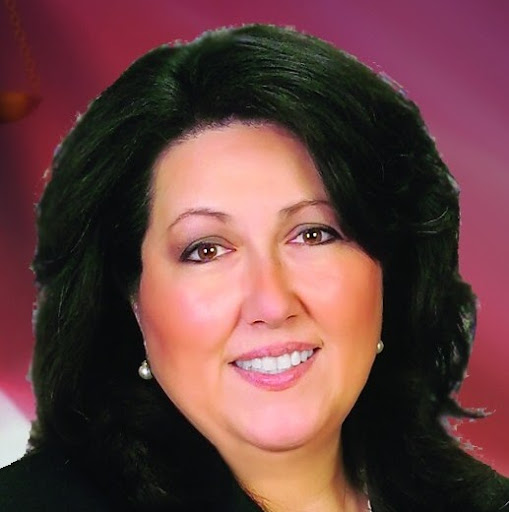 Lourdes Gonzalez Photo 27