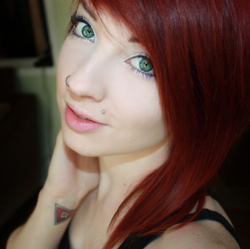 Christine Graves Photo 31