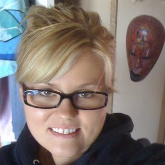 Amber Schultz Photo 18