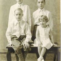 Rose Mccarthy Photo 20