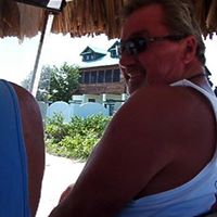 Gary Webb Photo 42