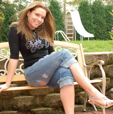 Alyssa Pierce Photo 10