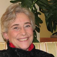 Suzanne Wolfe Photo 25