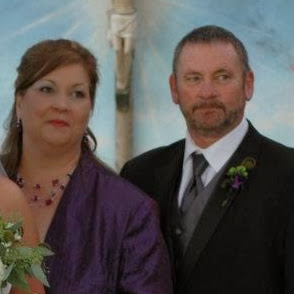 Julie Cannon Photo 30