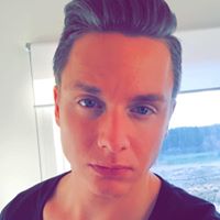 Timothy Valentin Photo 9