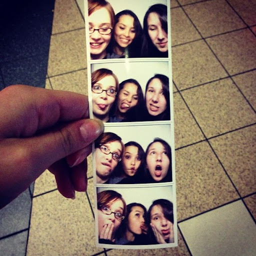 Claudia Smith Photo 14