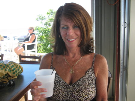 Ellen Cohen Photo 26