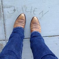 Julie Neil Photo 14