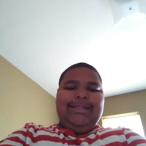 Tiffani Lewis Photo 7