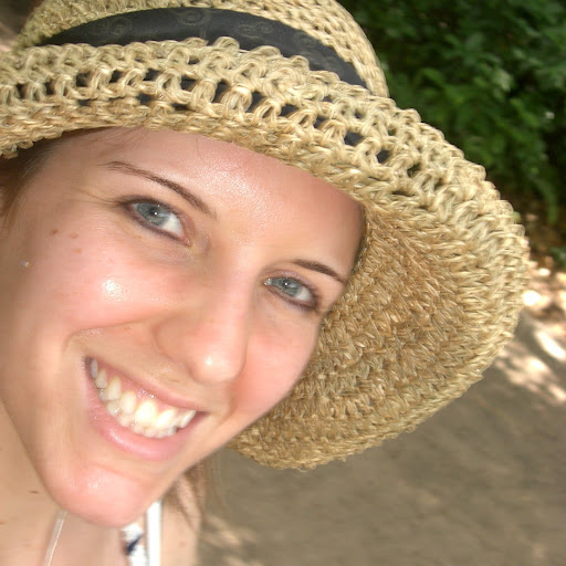 Amy Latham Photo 29