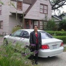 Debra Reyes Photo 34