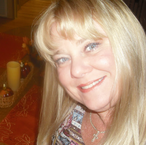 Christina Harrington Photo 27