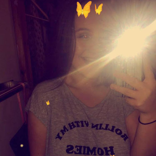 Robyn Stephenson Photo 15