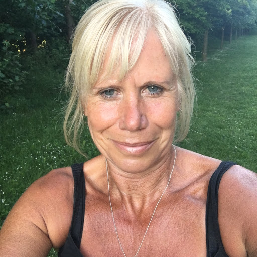 Lisa Corbin Photo 24