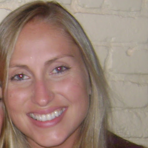 Sarah Stanton Photo 15