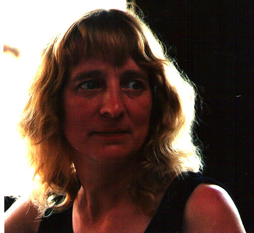 Suzanne Bolton Photo 27